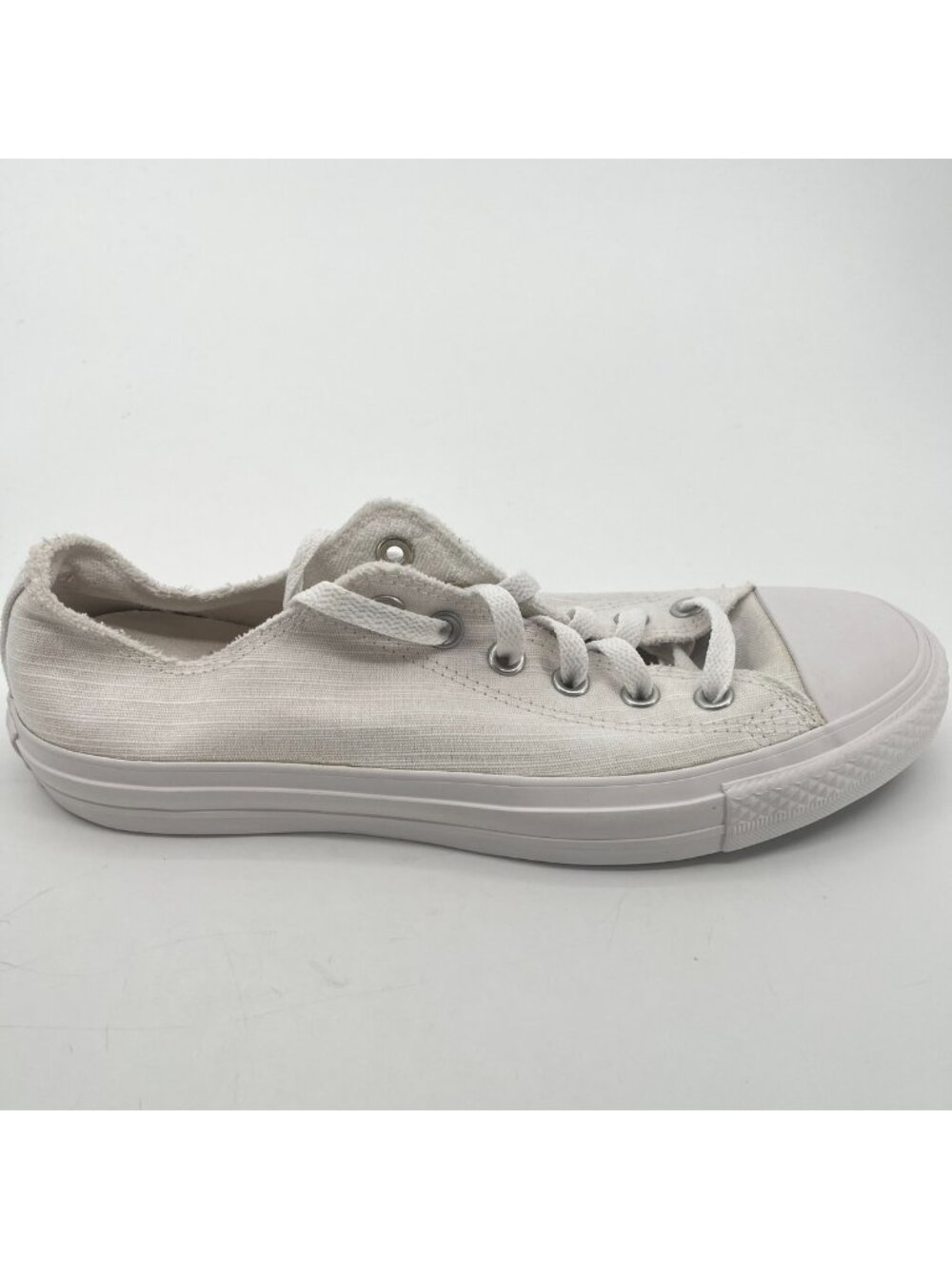 Converse Chuck Taylor All Star Low Womens Size 10 White Athletic Shoes Sneakers